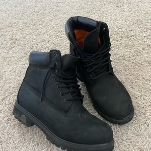 Black timberland size 7